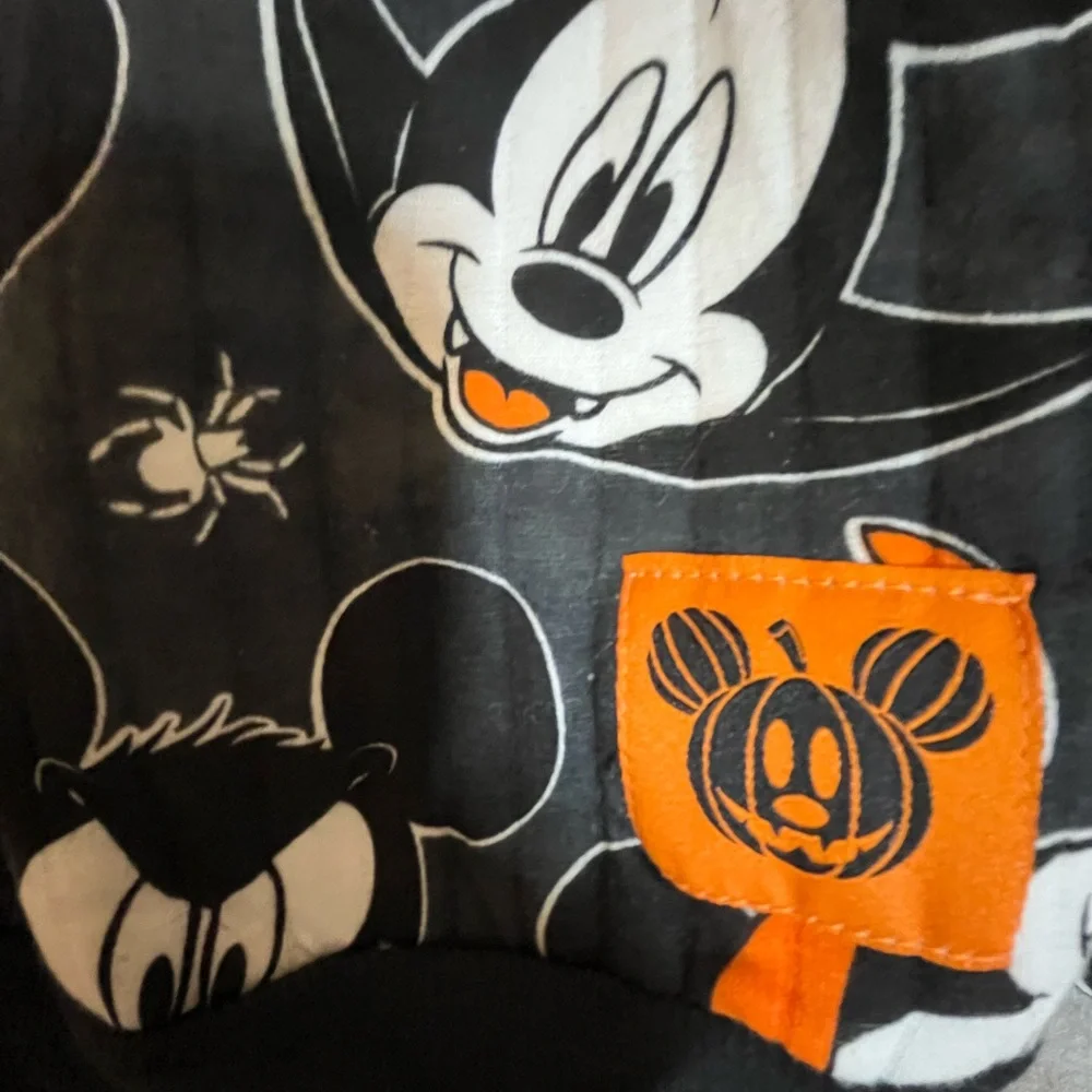 NWT Disney Mickey Halloween Black Fleece Cotton Top & Pants Set Glow in the Dark